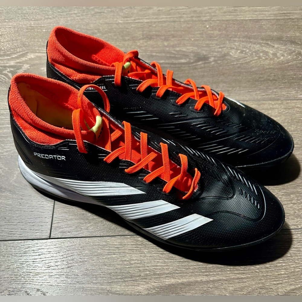 Predator 24 League Turf Cleats